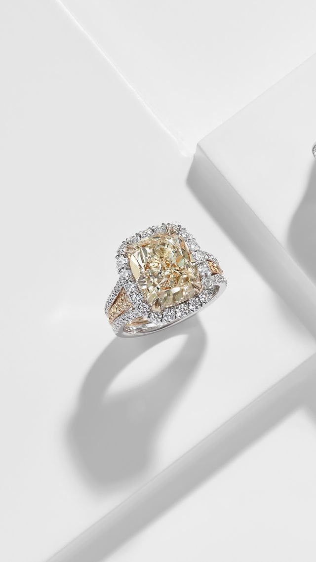 When it comes to fancy color diamonds, almost everyone is familiar with fancy yellow diamonds. Did y