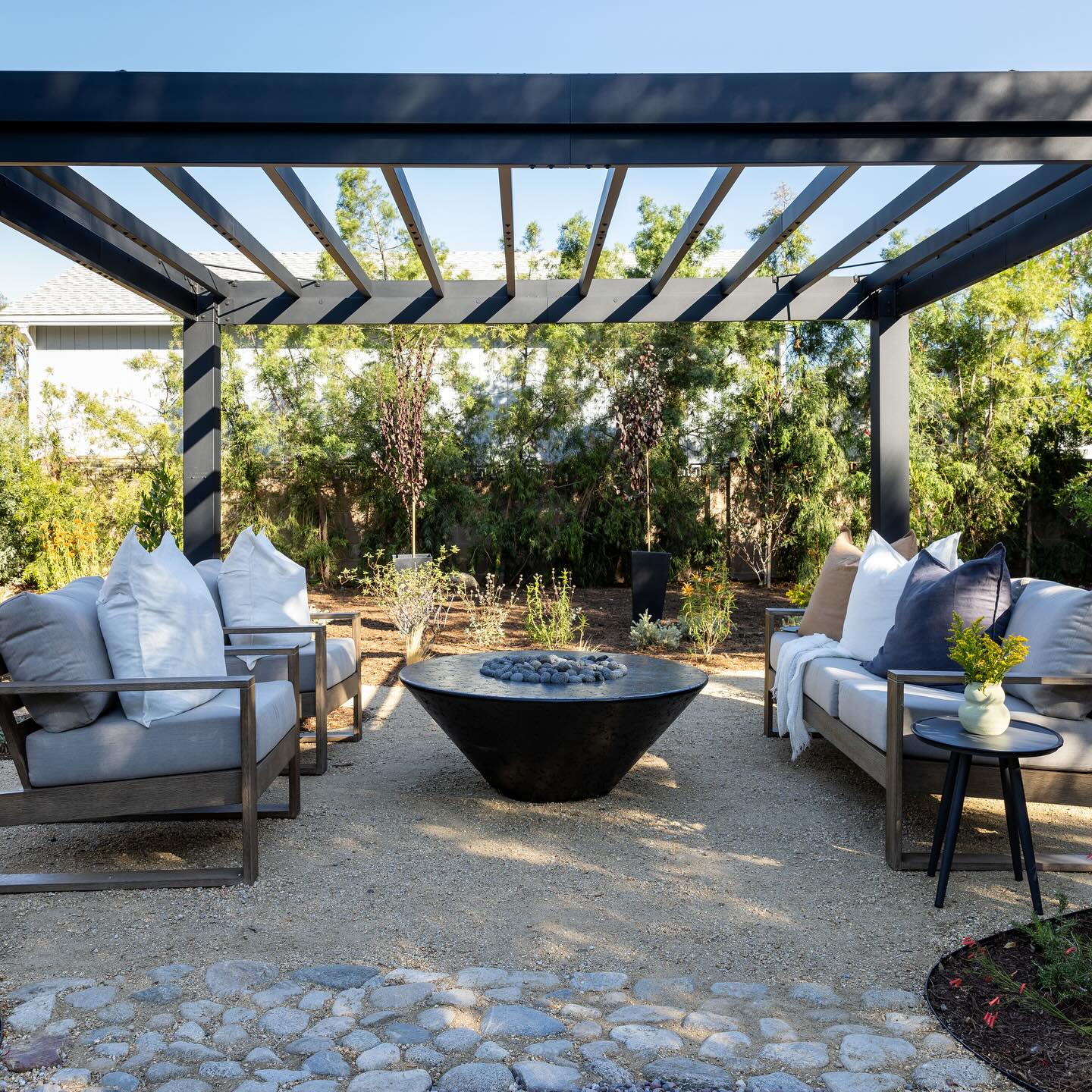SPOTTED: Our Trenton Modern Steel Pergola! Huge shoutout to Mayim Bialik for surprising her bff on h