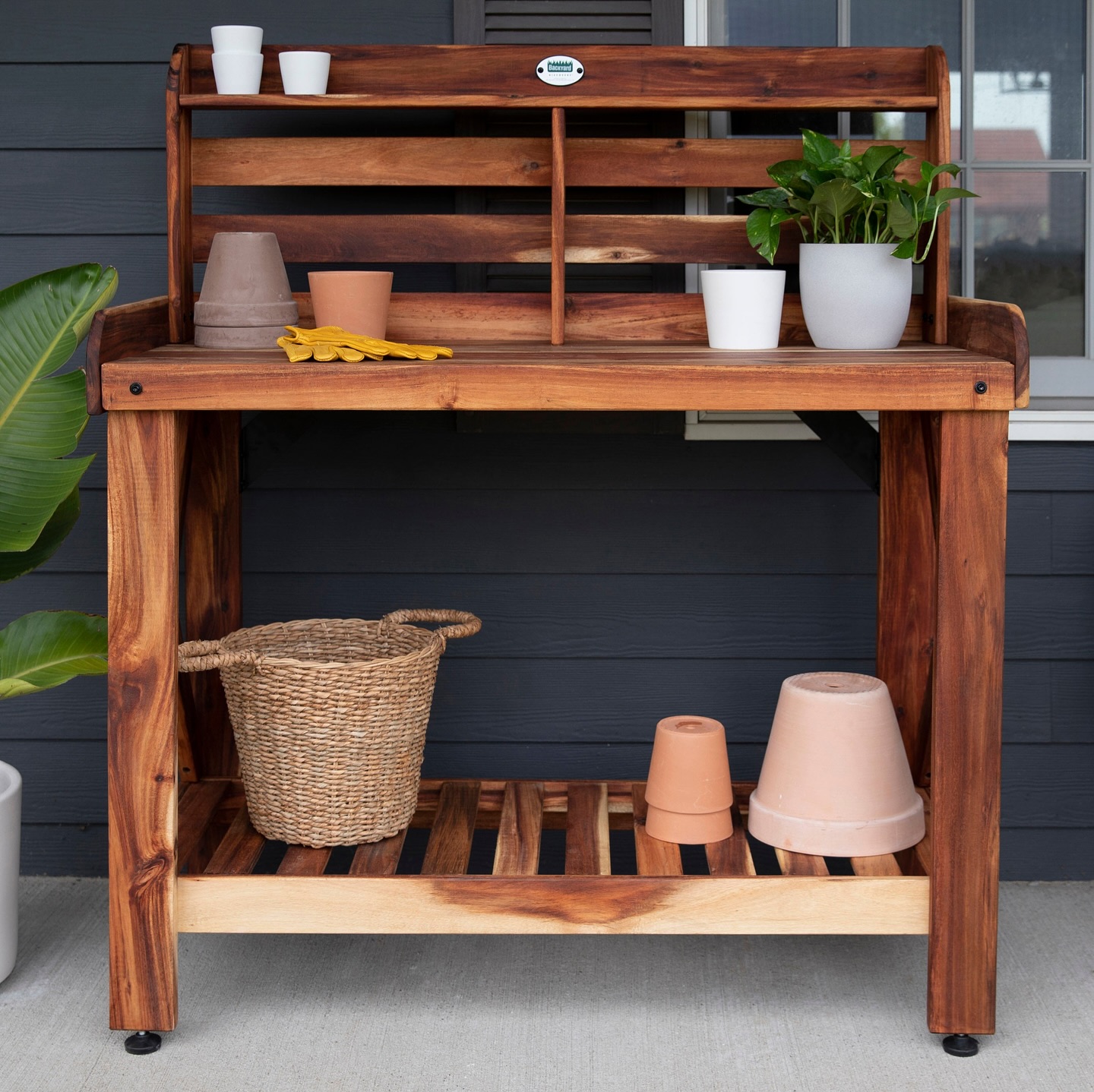 Potting bench? Serving bar? You decide!

#potting #bench #backyard #backyarddiscovery #outdoors #gar