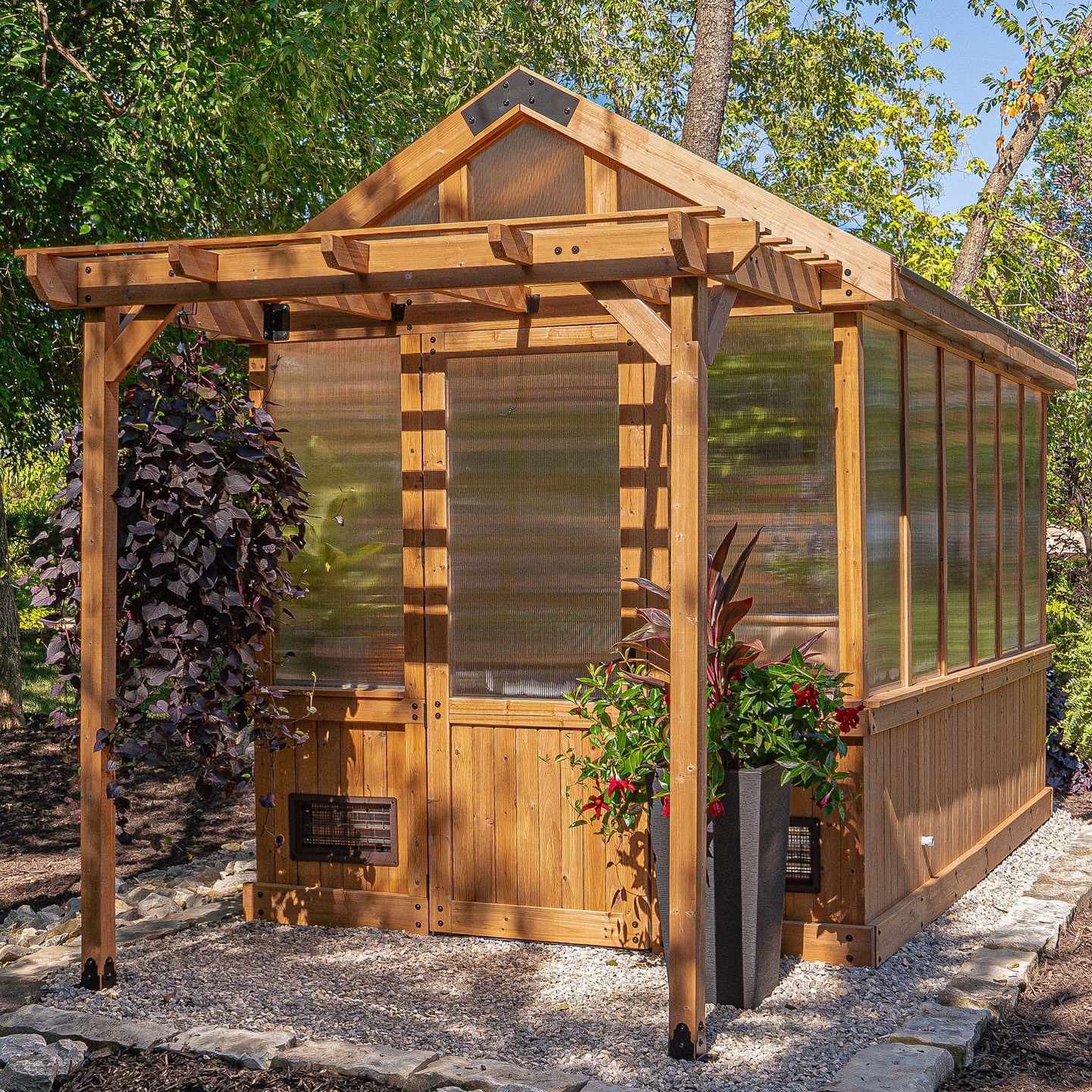 Reimagine your gardening experience with one of our three all-new greenhouses! Packed with features,