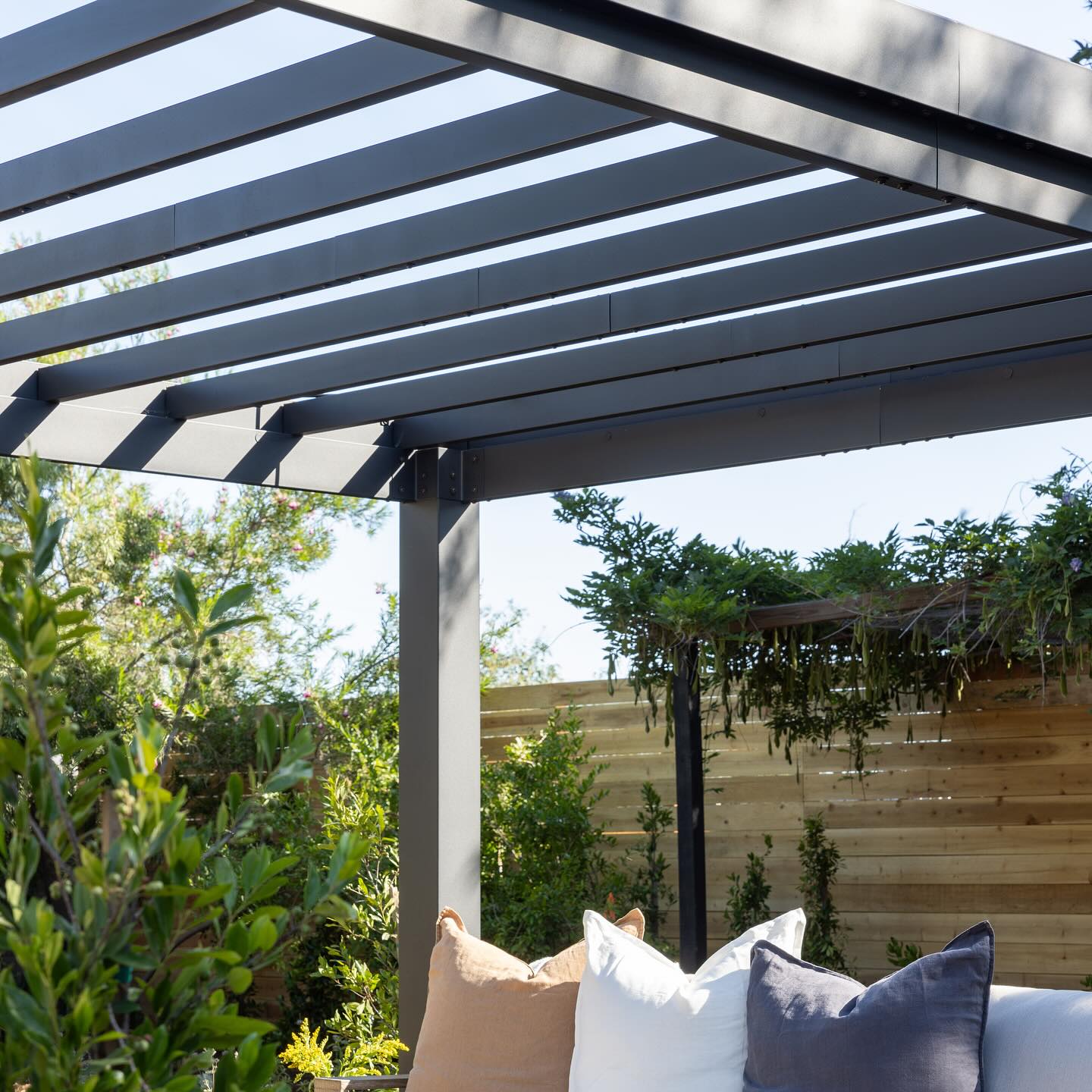 SPOTTED: Our Trenton Modern Steel Pergola! Huge shoutout to Mayim Bialik for surprising her bff on h