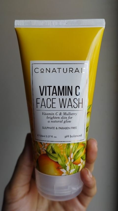 conatural vitamin C face Vitamin C face wash brightens and revitalizes the skin, Soothes and reduces