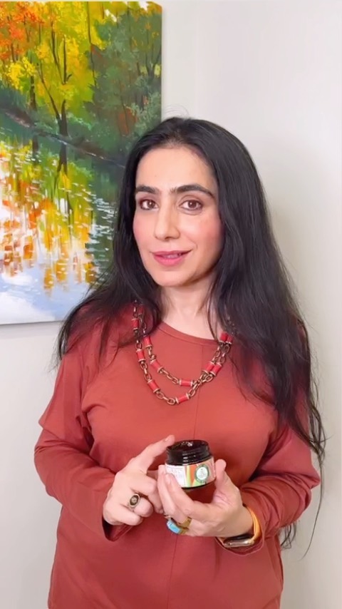 S
A
F
F
R 
O 
N

Gel moisturizer! conatural