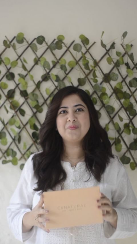 x conatural 
.
Finally i have moved to conatural facewash -- it moisturize skin and minimize acne po