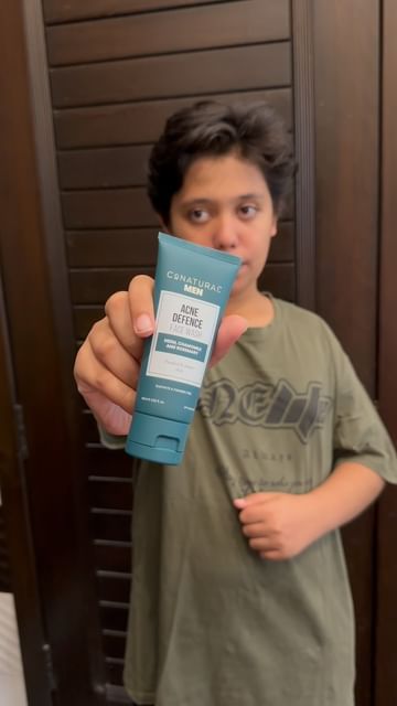 aahilnasir_101 is now old enough to get his very own PR packages and unbox them!!! I am so so proud 