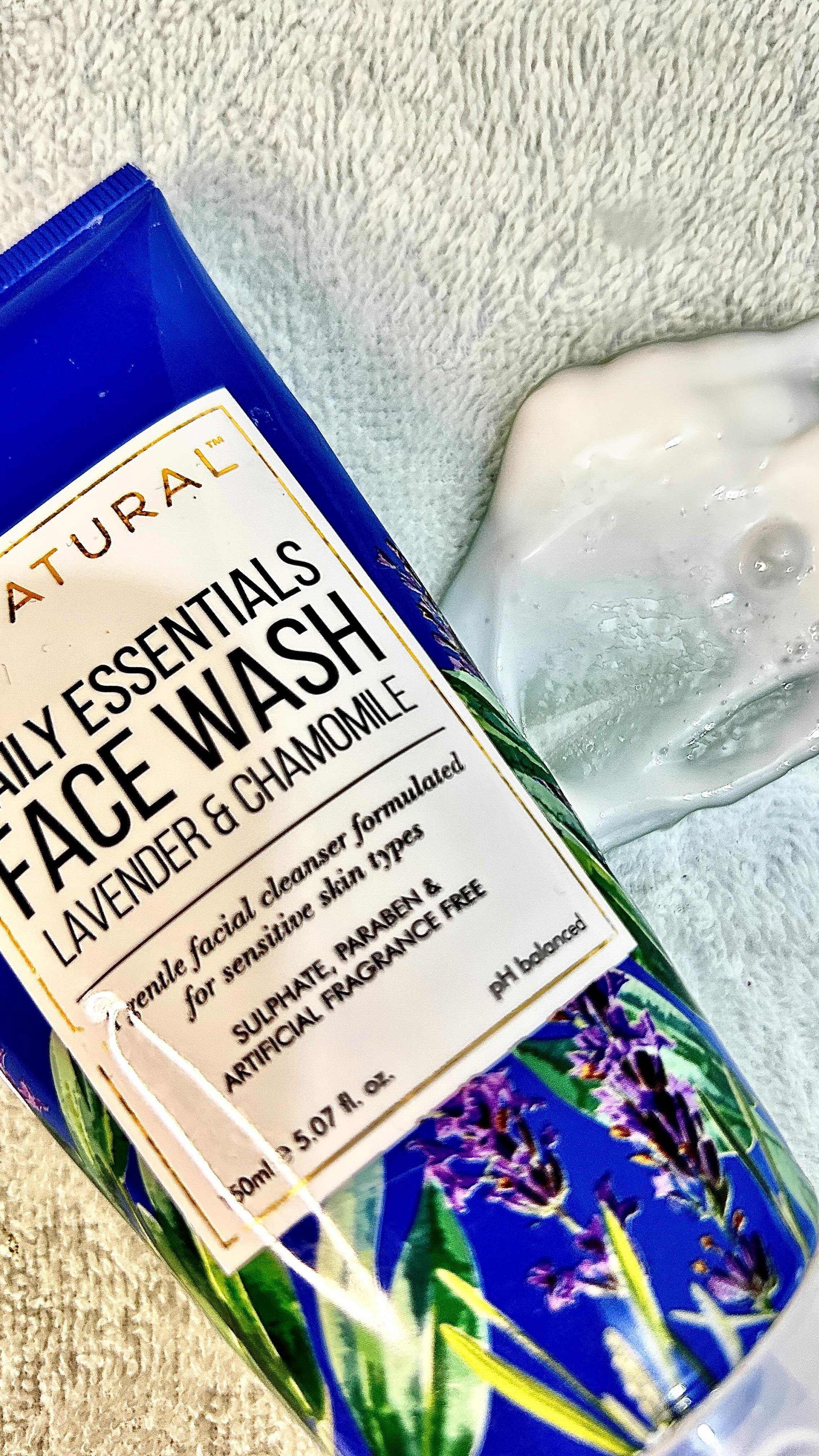 Gentle & Hydrating Gel Based Cleanser: 
This sulphate-free, pH-balanced face wash ensures your skin 