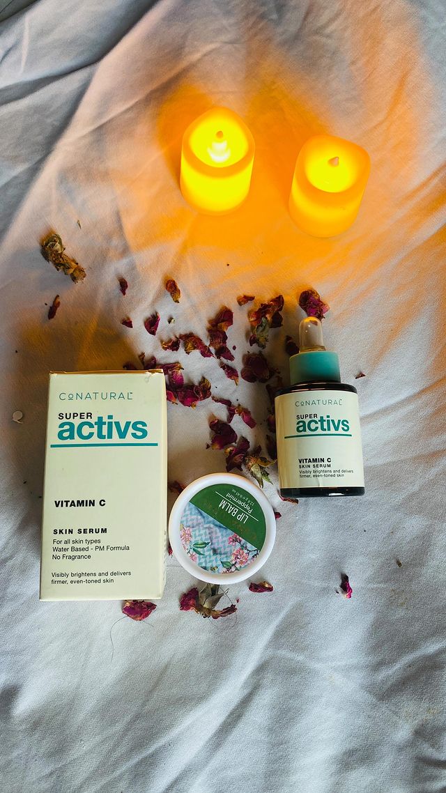 Quick review of Lip balm and vitamin C serum.

#skincare #skincaretips #skinhealth #skinaesthetic #l