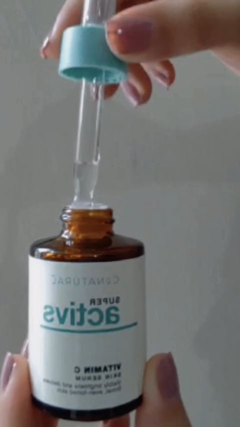 Vitamin C serum by conatural 
.
.
.
.
.
#lifestyle #explore #instagram #ugc #life #skincare #routine