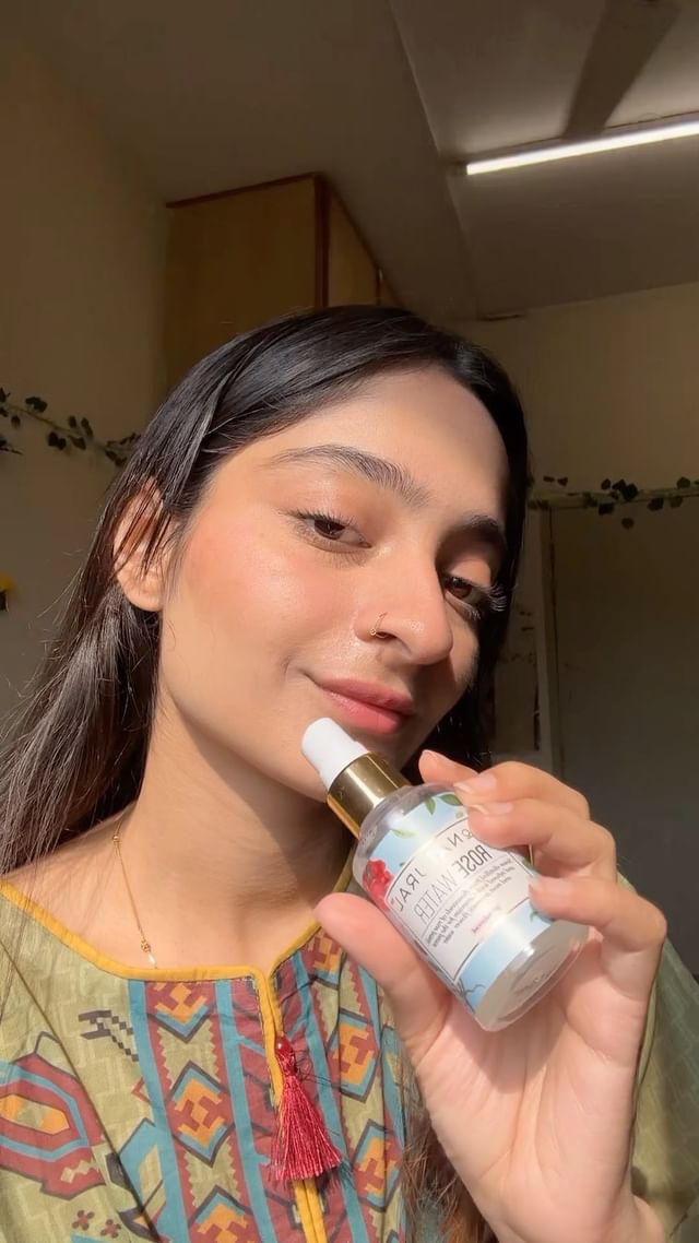 Everyday glossy makeup GRWMâ€¦
Absolutely love the glowy finish of diorbeauty 

Comment down for the