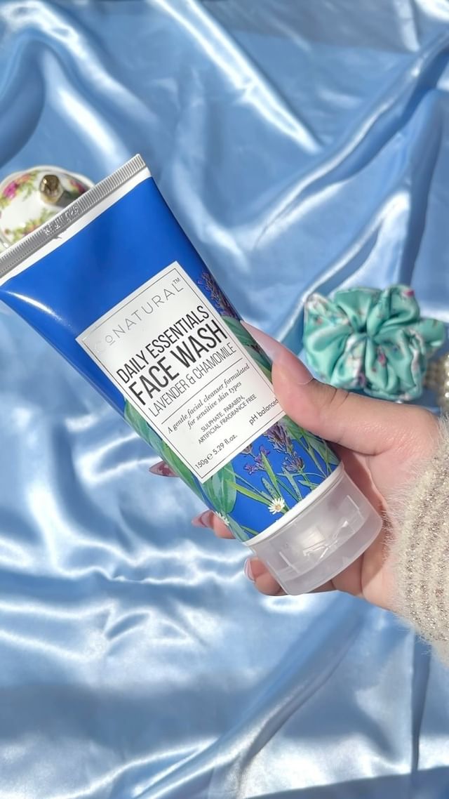 ðŸ©µ conatural daily essential face wash. ðŸ©µ
.
.
.
.
.
#conatural #conaturalfacewash #facewash #as