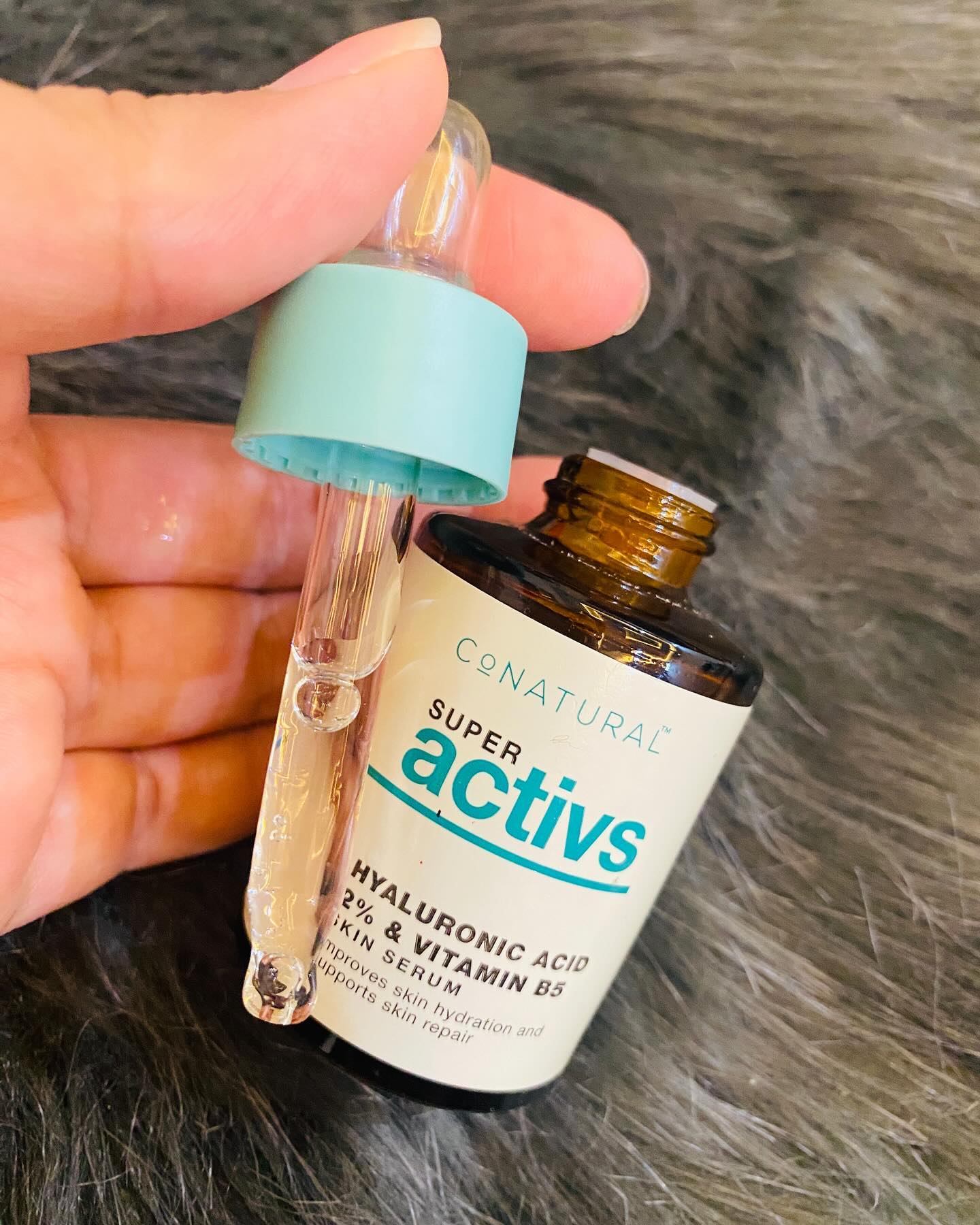 Hyaluronic Acid Serum by conatural Review

âœ¨ Found my new skincare must-have! This hyaluronic acid