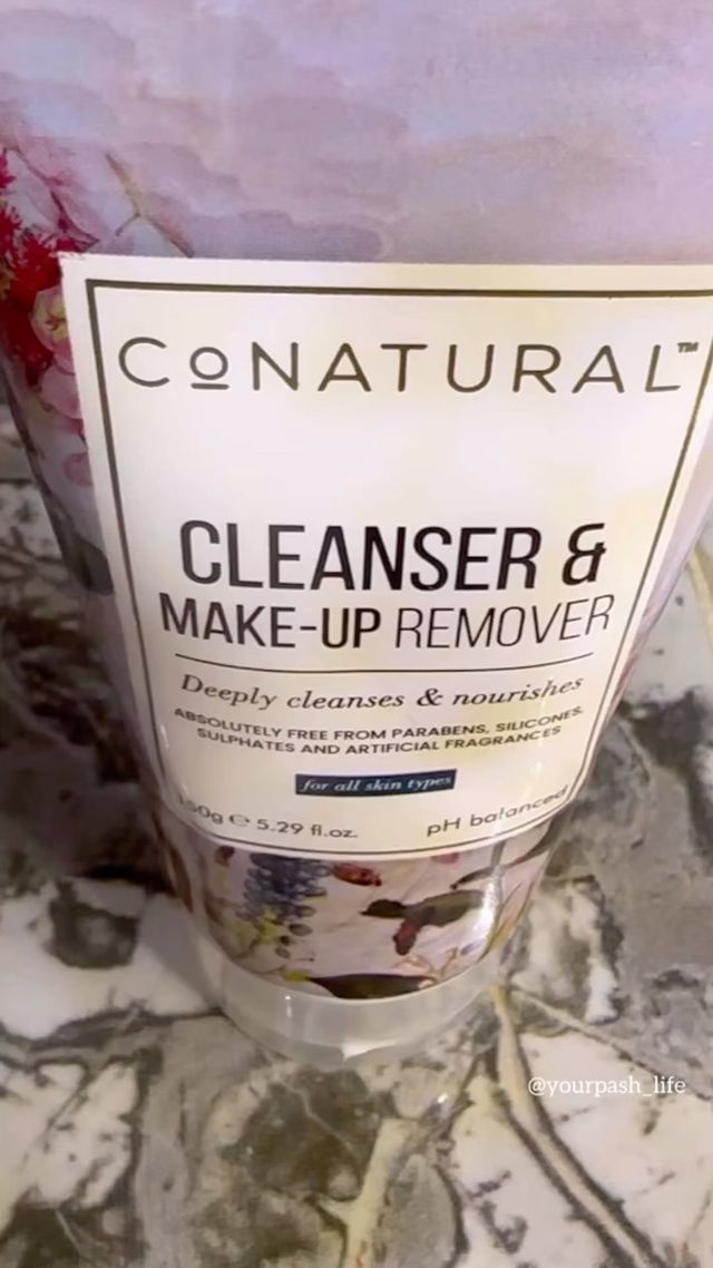 This makeup remover is amazing ðŸ¤© 
.
.
.
.
.
.
.
.
.
.
.
.
.
.
#conaturalproducts #explorepage #ex