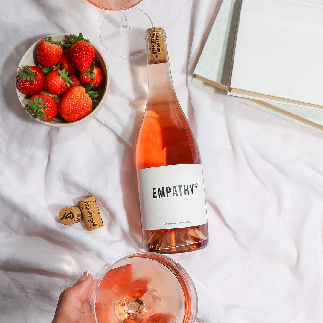 *shouting from the rooftop* â€œITâ€™S FINALLY SPRING!â€

What are we drinking today to celebrate?