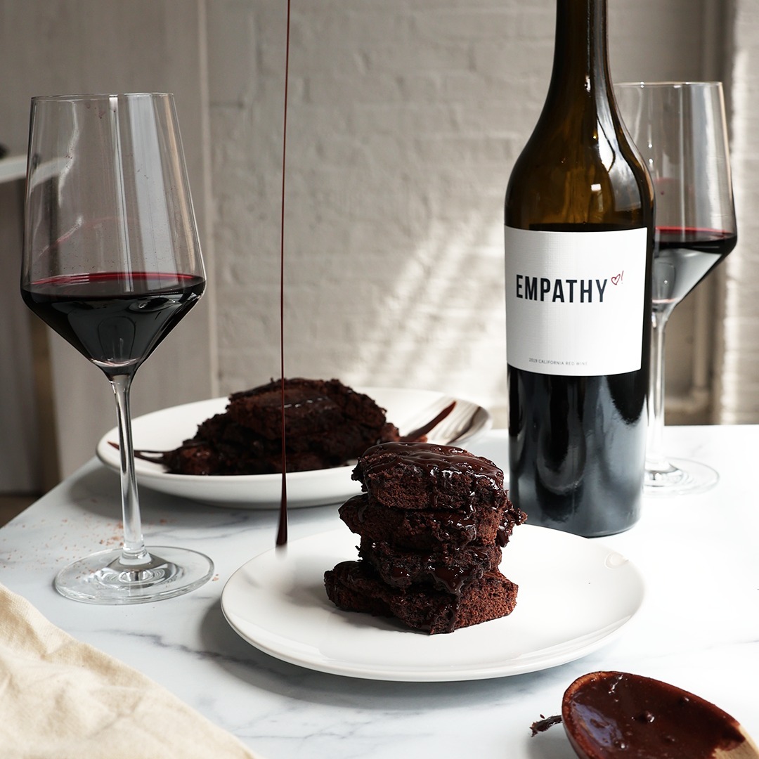 Is this enough chocolate for you? #NationalChocolateCakeDay