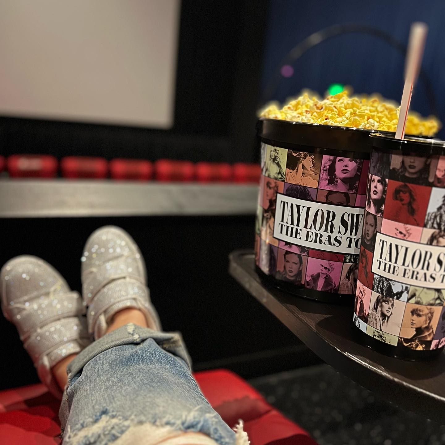 We are spending this Friday the 13th with taylorswift ???

Paired the 