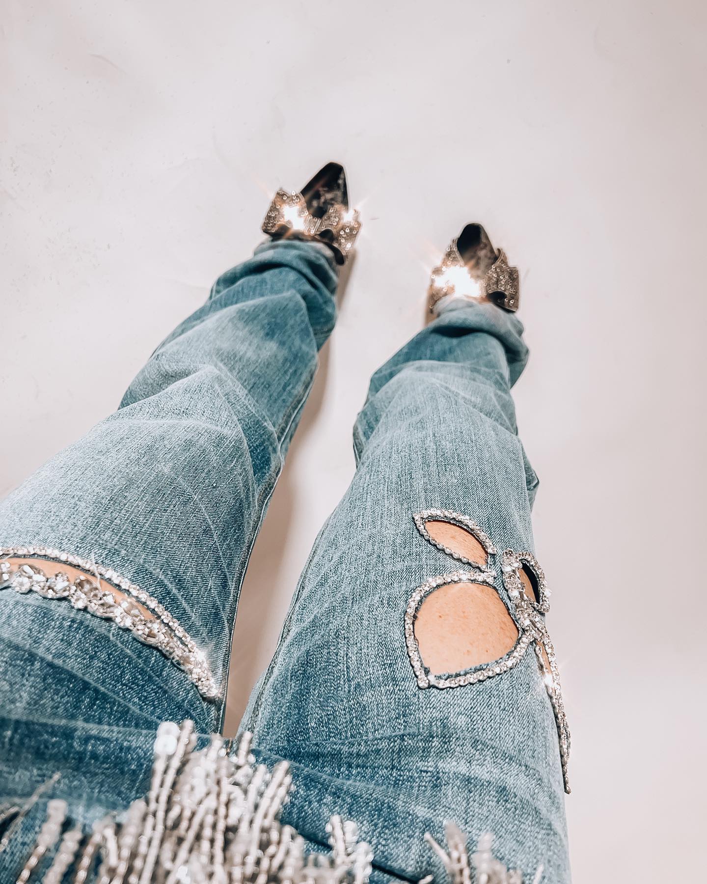 Shall we funday this Sunday😎? New sass and sparkle arriving TONIGHT at 5pm EST right here on Instag