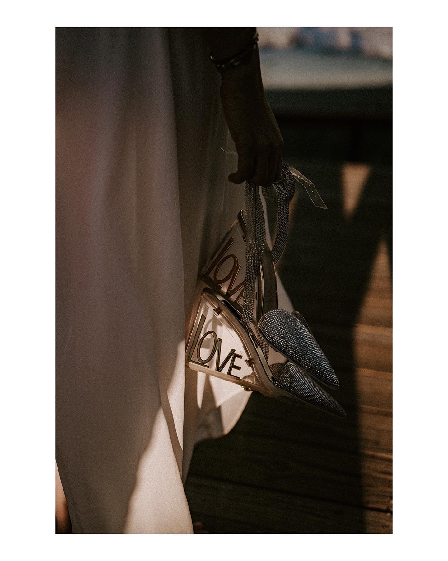 Obsessed with all the details on Danielle & Darrel