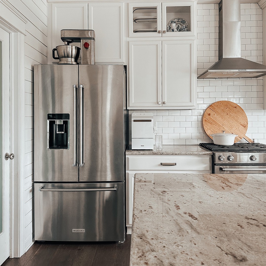 "It’s beautiful + fits in my kitchen seamlessly." - Nicole S.

Hold a party, meet a friend, entertai