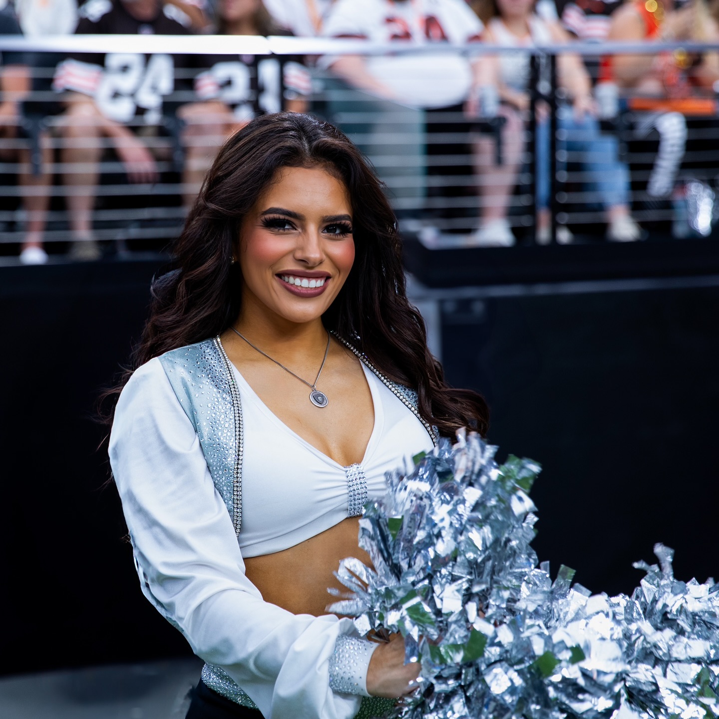 Ready for some ✨PRIMETIME✨ football🖤🏴‍☠️ #MNF #ATLvsLV