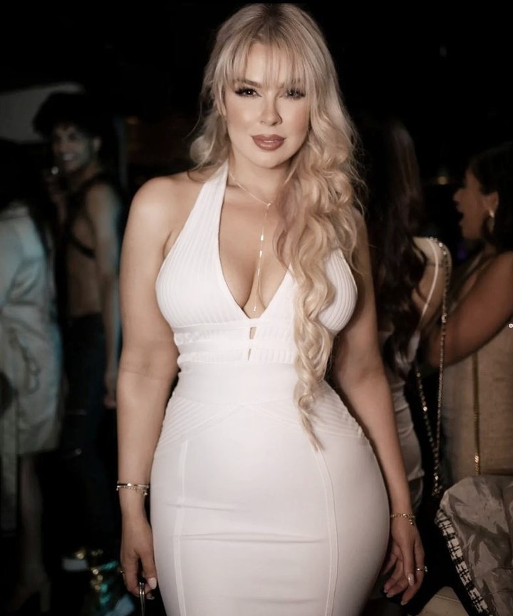 Season essentials: The WILLOW V Neck Bandage Dress, as seen on bombshell @eloisemonique_ available o