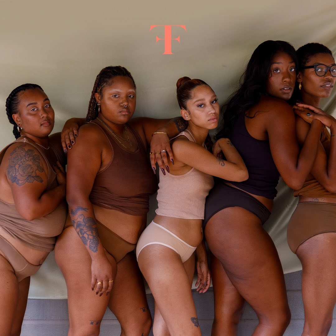 FORTHEFEWINTIMATES.COM
🤎
LINK IN BIO🫶🏾
.
.
.⁣⁣
.
.
.
.⁣⁣
.
.
.⁣⁣
#ForTheFew #ShadeInclusiveQueens
