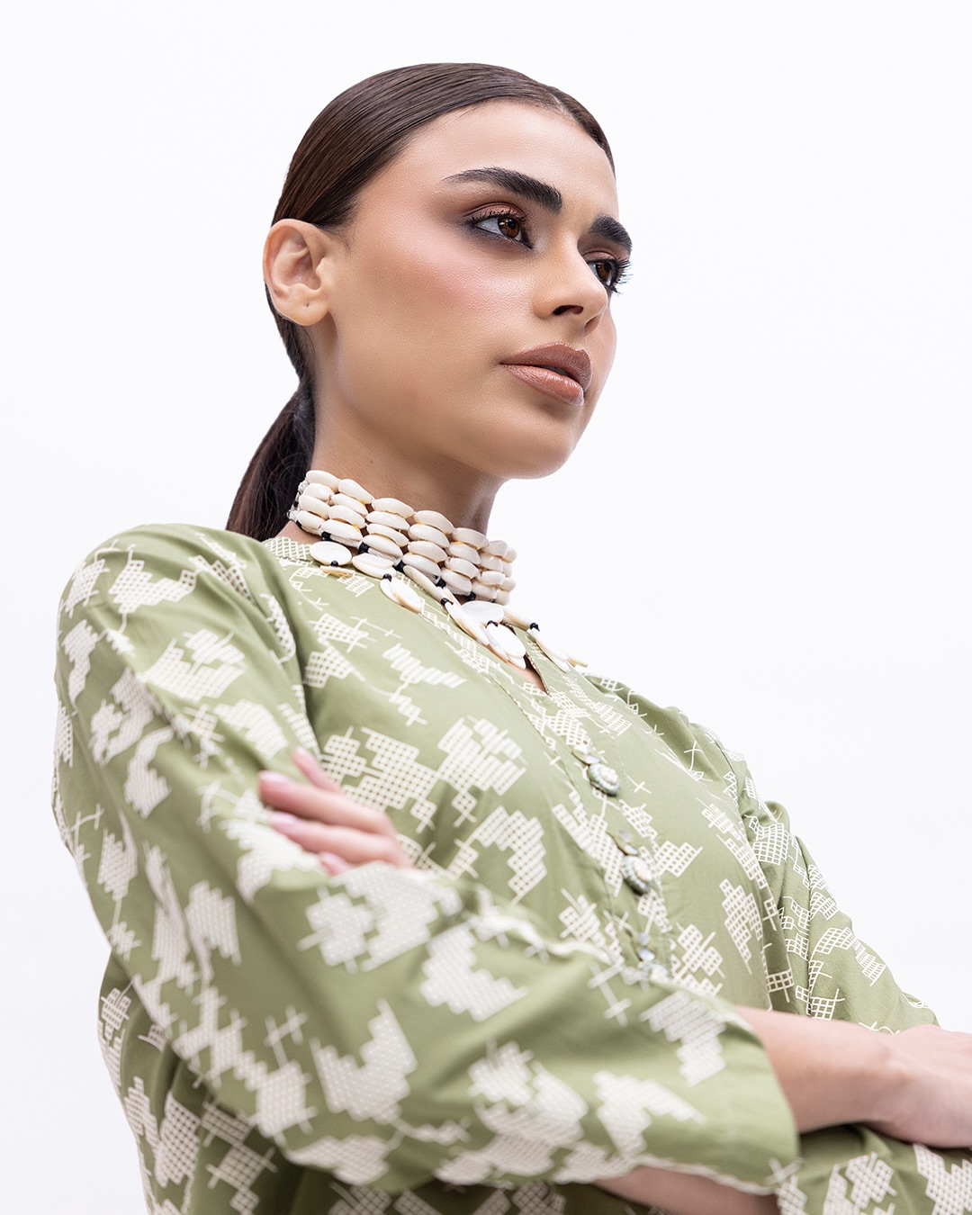 Fits that call for a bold attitude.

Khaadi Ready To Wear Collection.

(Khaadi, Wear Yourself, Ready