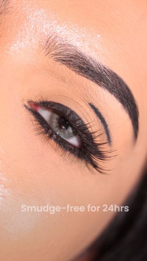 The Secret is out! 
Achieve dramatic, confident eye look with this smudge-free, Transfer-Proof, 24Hr