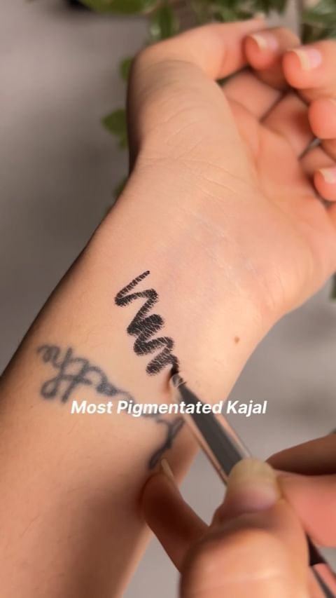 Dramatic Eyes, No Drama!
Easy, Sharpenable; all-day wear with our waterproof kajal.
.
#eyelinerkajal