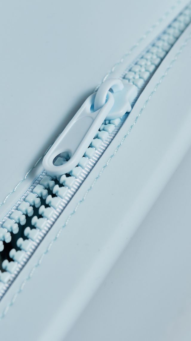 That crisp satisfying zip each time you open your Splashkit. Music to our ears. 🎵 ICYMI all skinny 