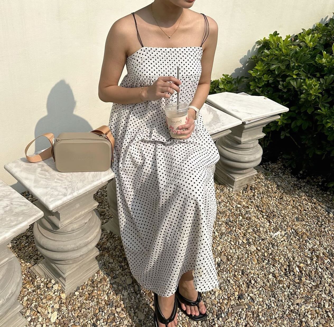 ☕️ Coffee runs made cuter with our Fog (it’s our best selling color for a reason)! Available in XL a