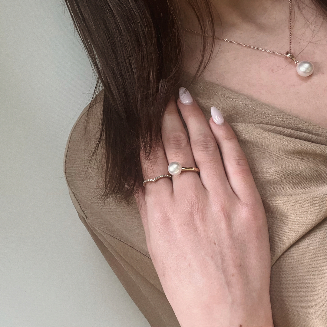 Minimal and versatile