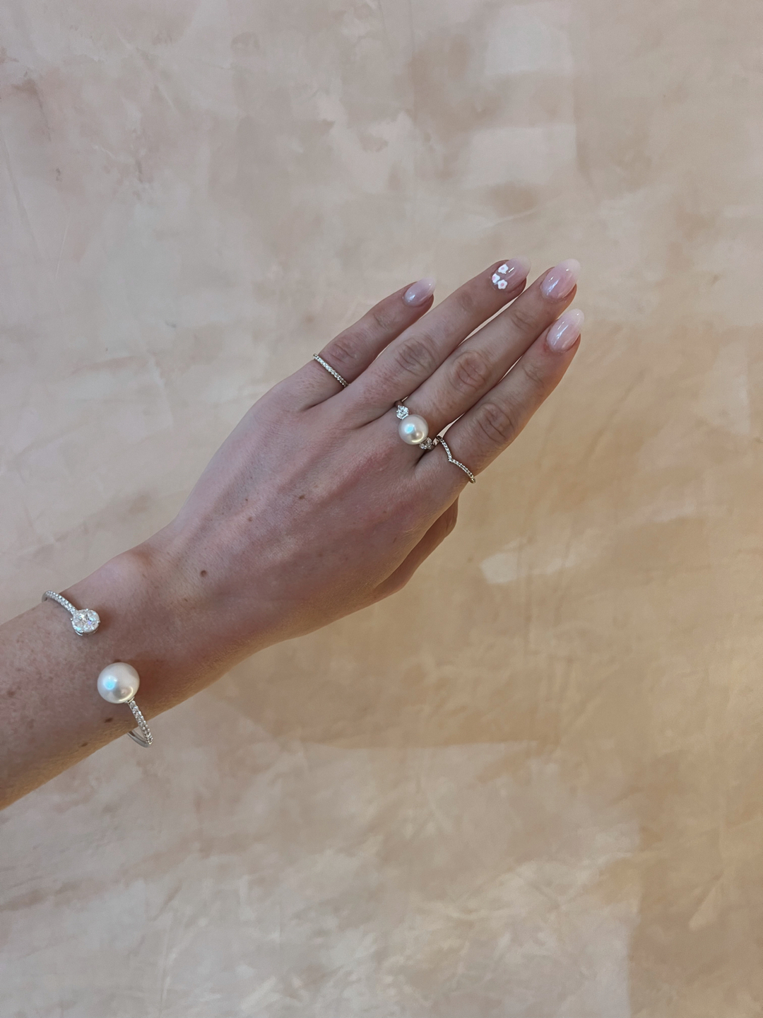 Refined & timeless.