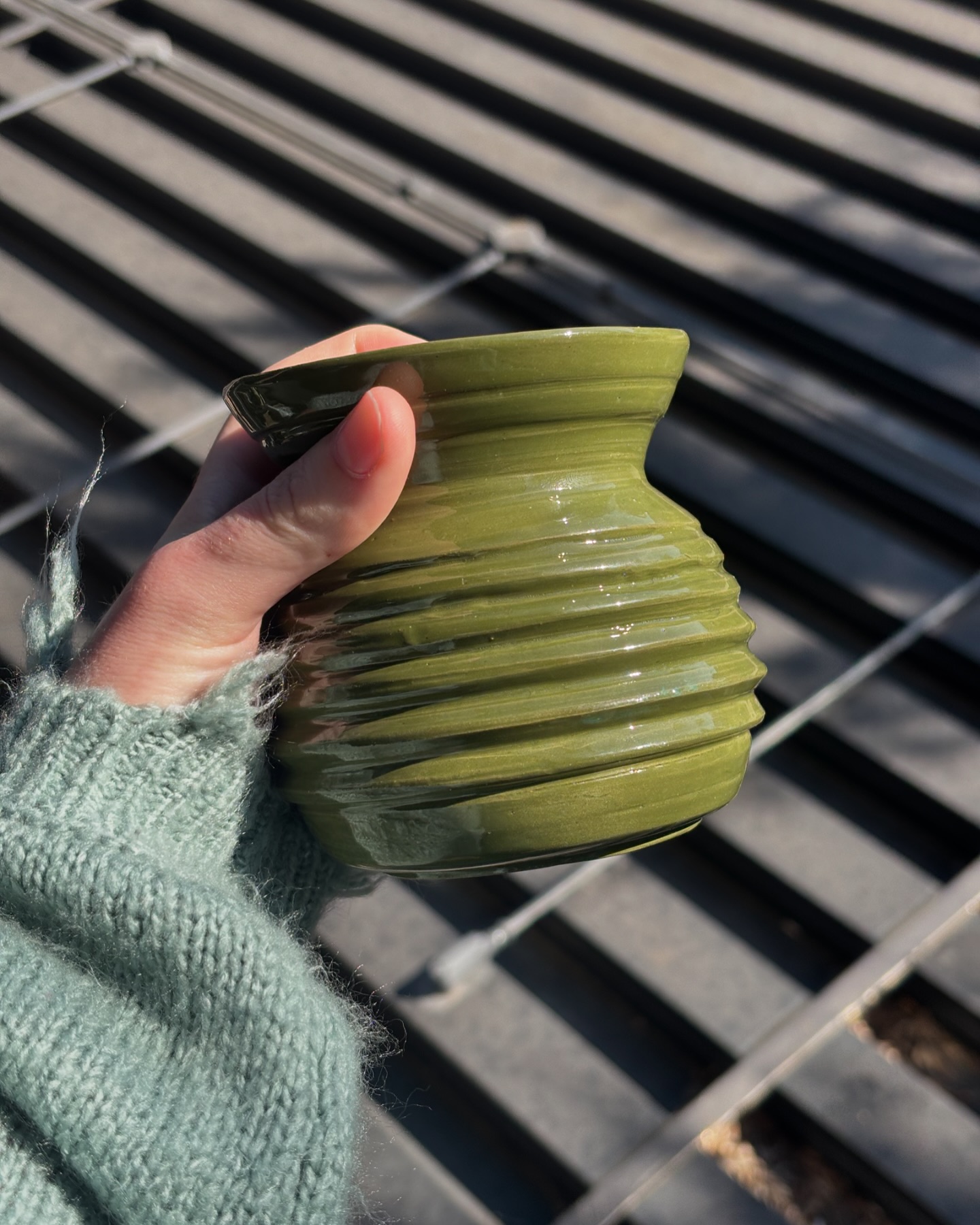 Our green clay clear glazed💚🌿🐢

#coloredclay #pottery #potterystudio #potterytools #ceramics