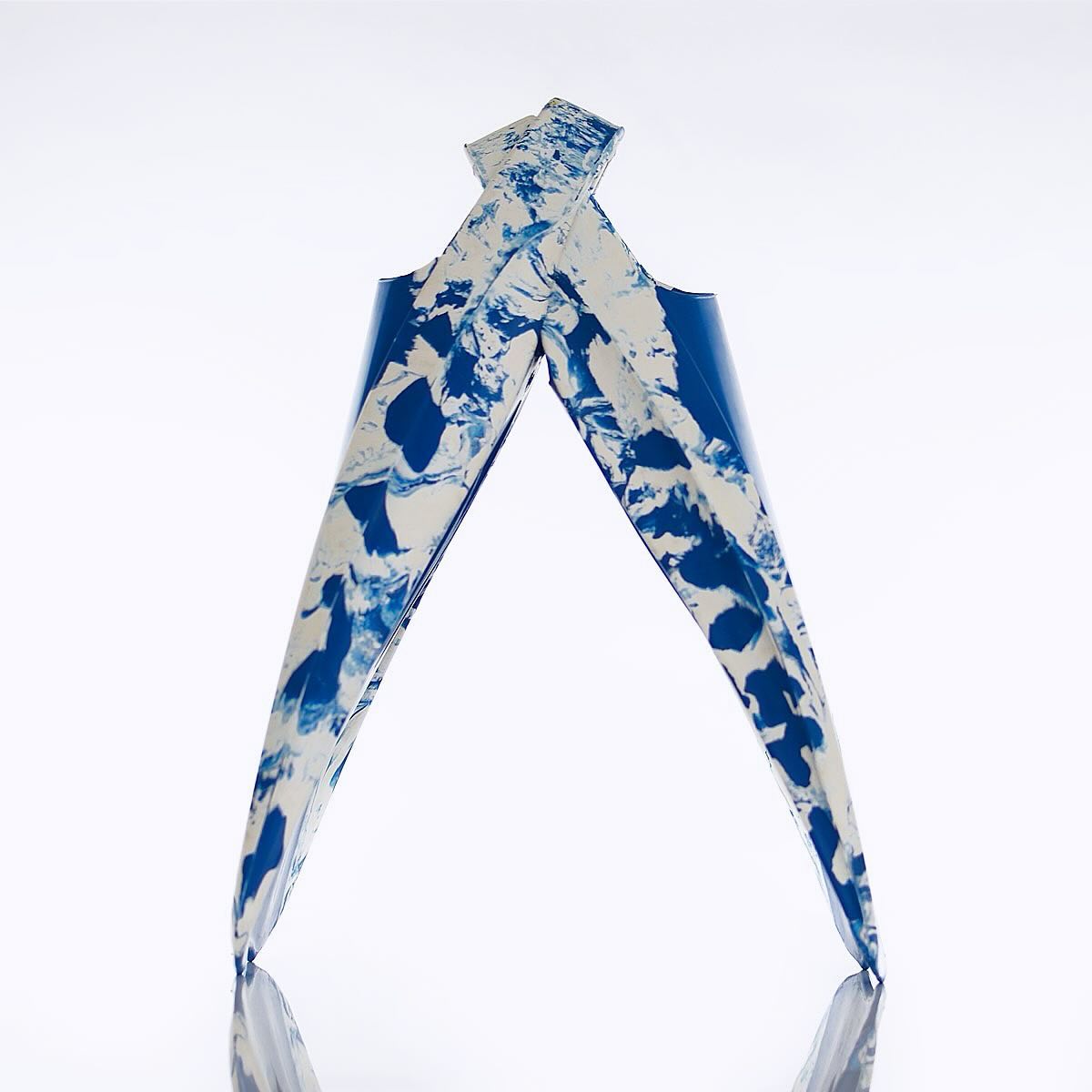 PF1s POD Fins Blue/White Inspired by Ocean Life.

A Grade Malaysian Natural Rubber

Proud Australian