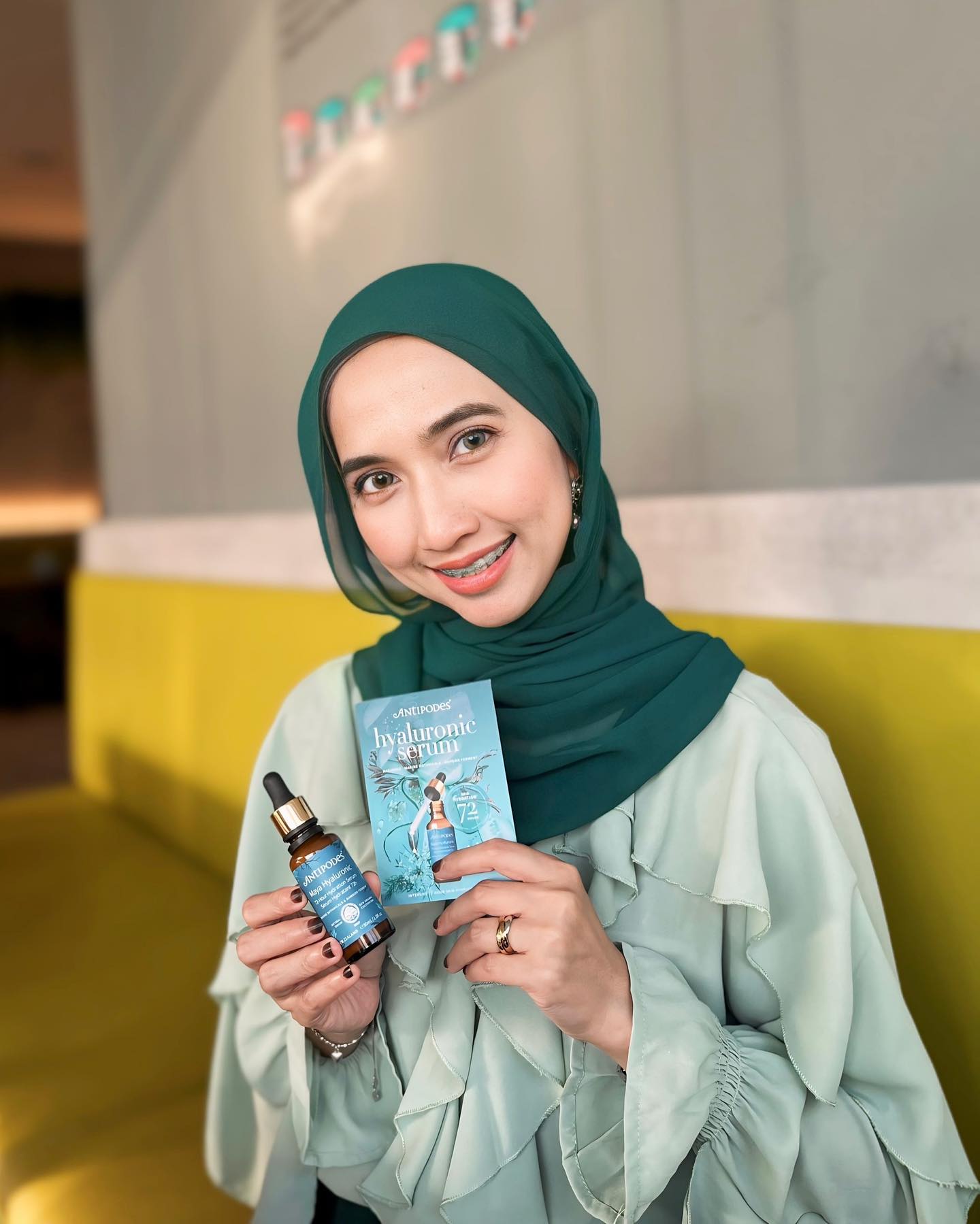 Absolutely in love with this Maya Hyaluronic 72-Hour Hydration Serum ! It provides instant hydration