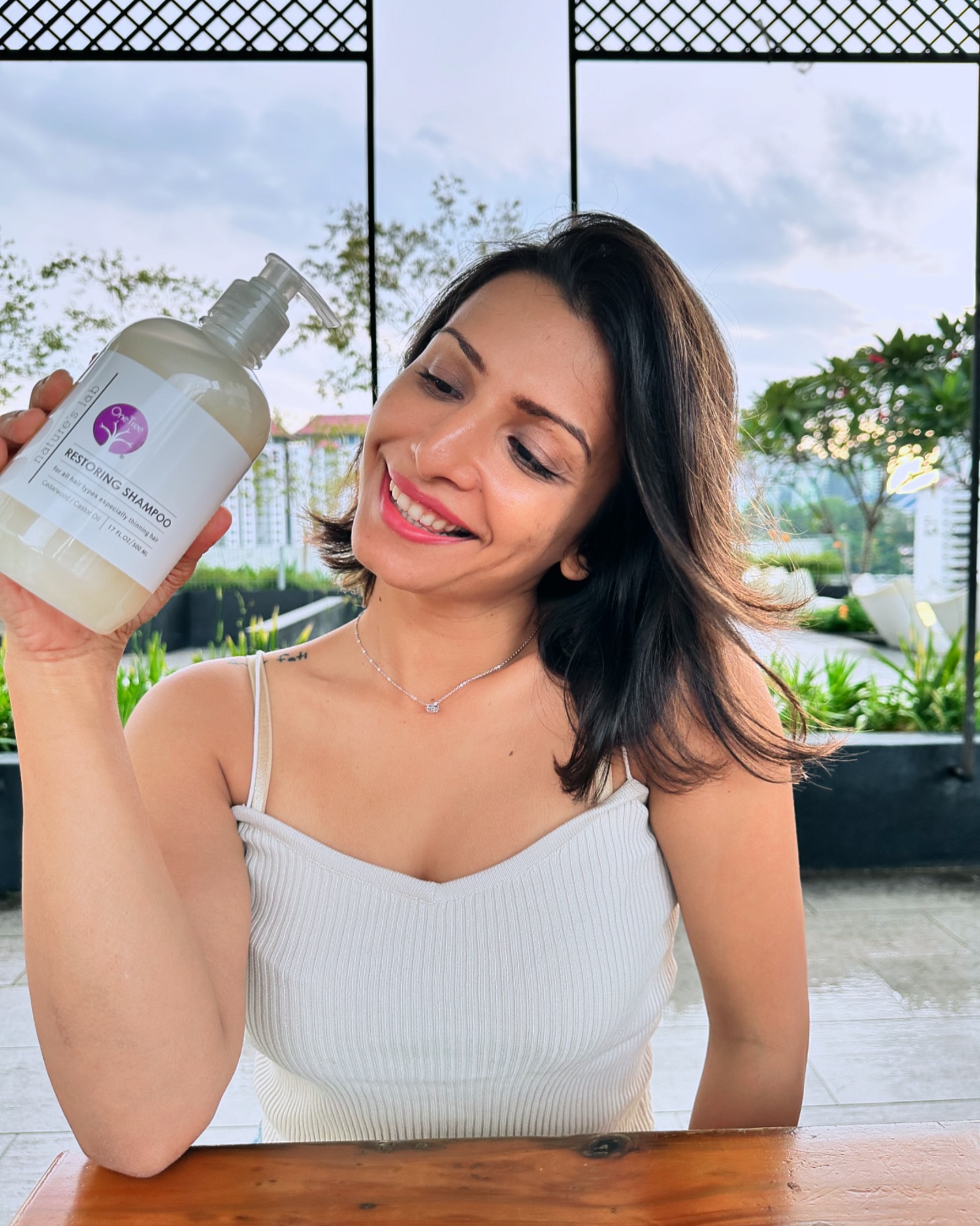 Discover the magic of One Tree Restoring Shampoo for reducing hair loss and balancing your scalp. En