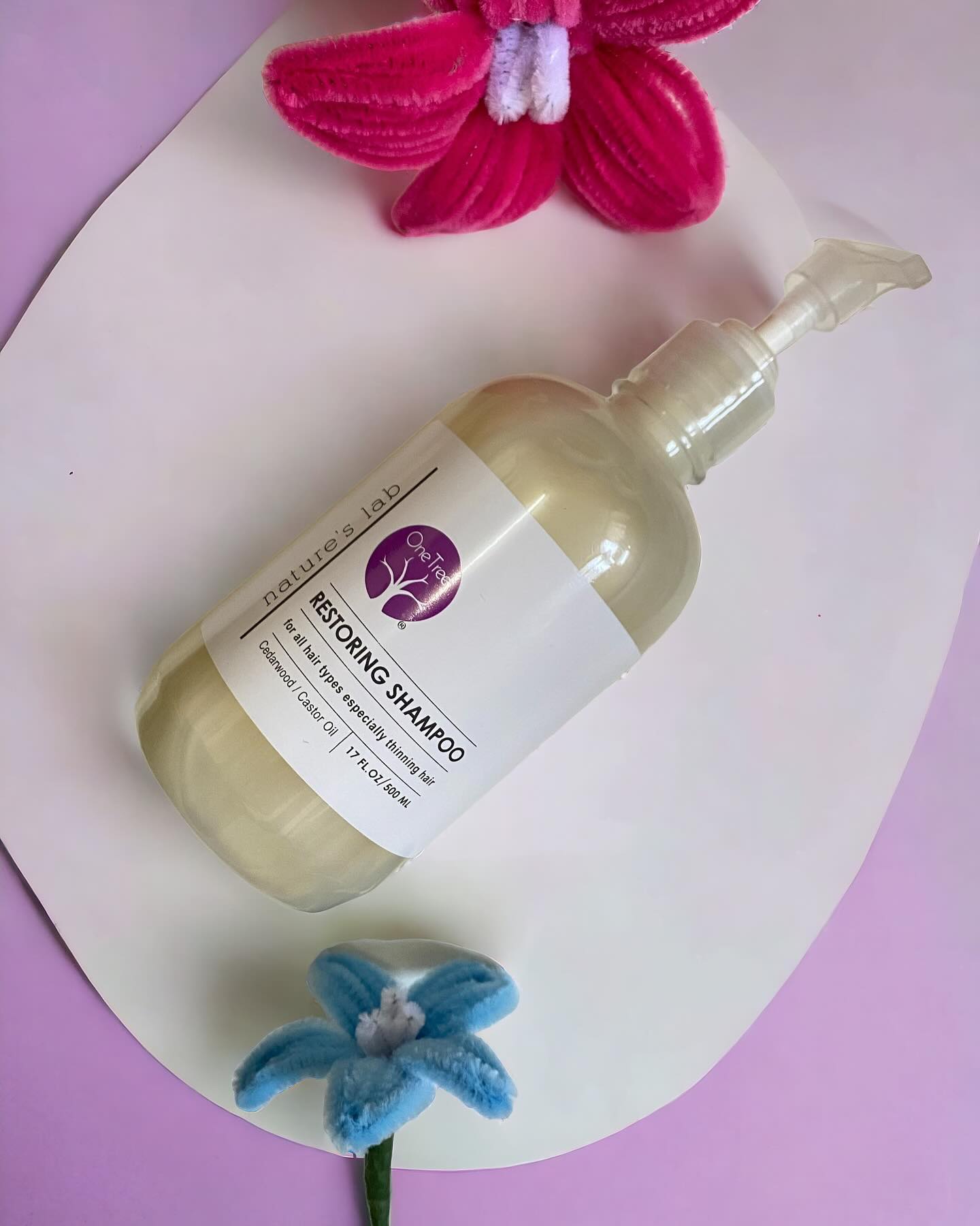 Semenjak ada anak kecil ni memang dalam fasa kehilangan rambut, lagi lagi anak suka main air liur. A