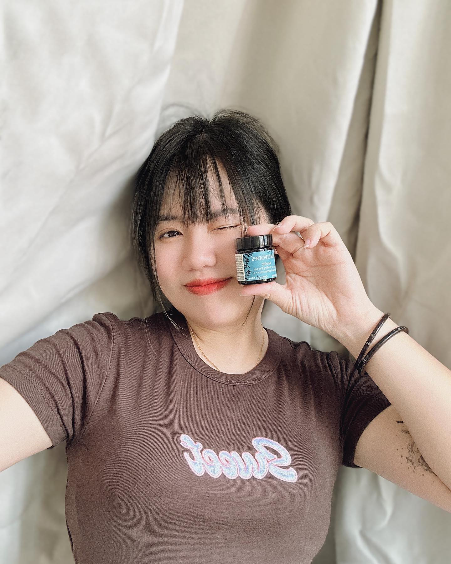 Antipodes Anoint H2Oæ˜¯åŽ»æµ®è‚¿çœ¼éœœï¼Œèƒ½æ”¹å–„çœ¼ç›æµ®è‚¿ã€çœ¼è¢‹å’Œçœ¼å‘¨å¹²ç‡¥è‚Œè‚¤çš„äººâ€