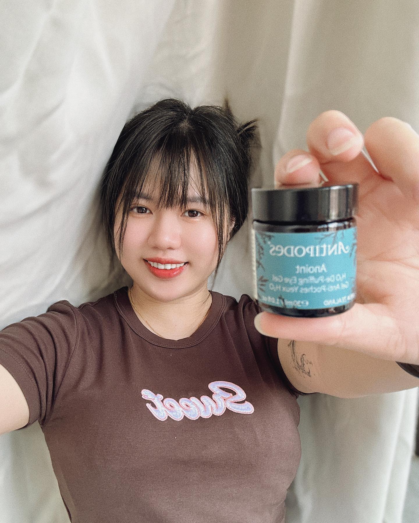 Antipodes Anoint H2Oæ˜¯åŽ»æµ®è‚¿çœ¼éœœï¼Œèƒ½æ”¹å–„çœ¼ç›æµ®è‚¿ã€çœ¼è¢‹å’Œçœ¼å‘¨å¹²ç‡¥è‚Œè‚¤çš„äººâ€