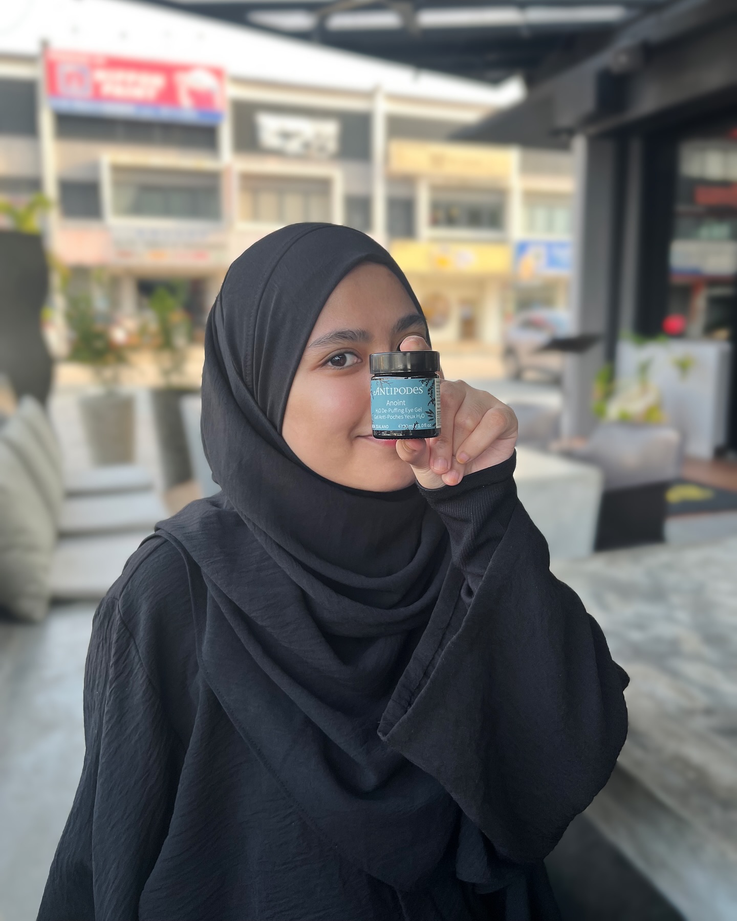 Happynya dah ada Antipodes Anoint H2O De-puffing Eye Gel âœ¨

This one fungsi dia untuk merawat mata