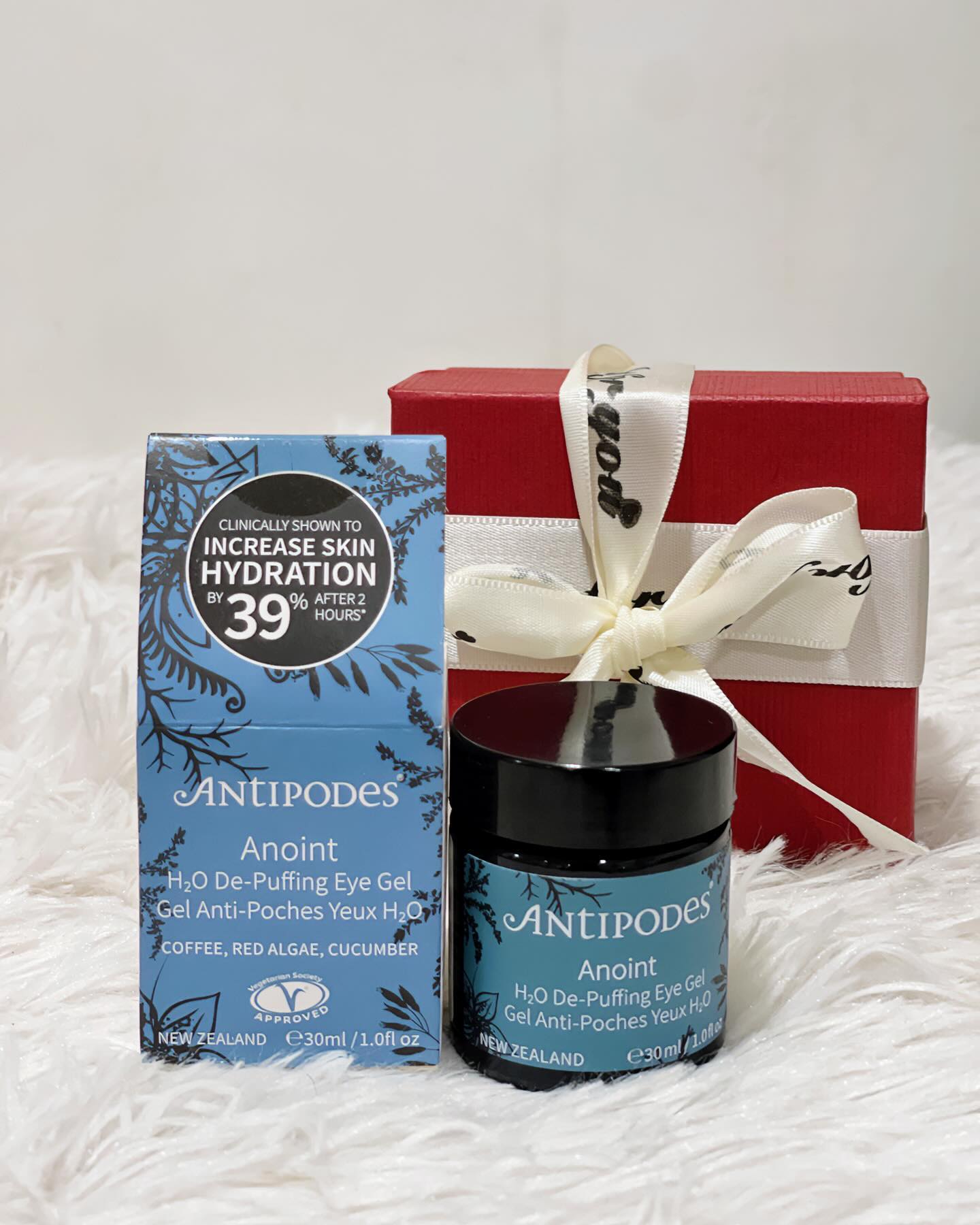 Byebyeç†ŠçŒ«çœ¼ðŸ¼

Antipodes H20 De-Puffing Eye Gel
æ˜¯å¤©ç„¶æŠ¤è‚¤å“ï¼Œçš®è‚¤æ•æ„Ÿéƒ½å¯ä»¥ä½¿ç