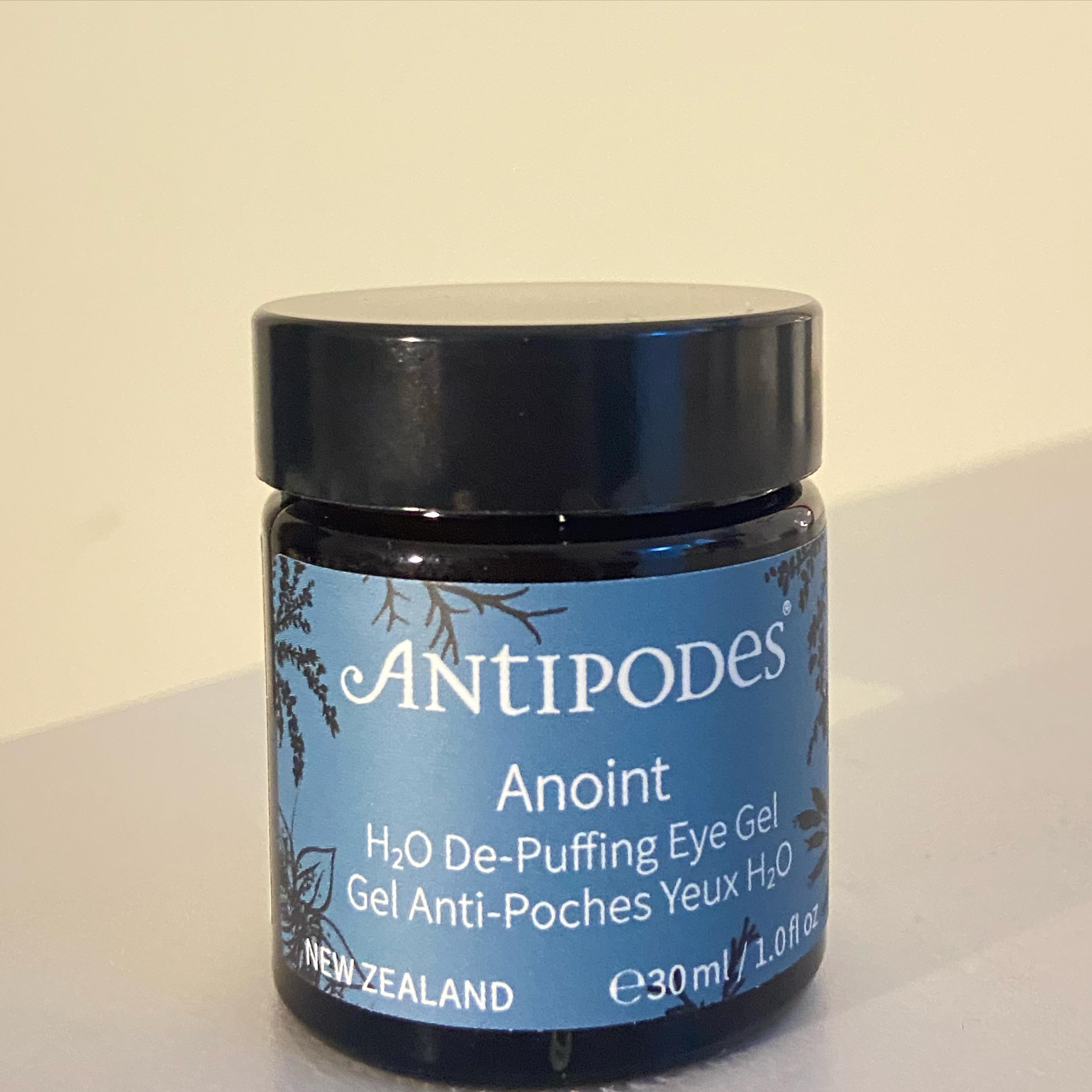 Best puffing eye gel antipodesskincare  lovenature.my 

It really help to reduce puffiness and fresh