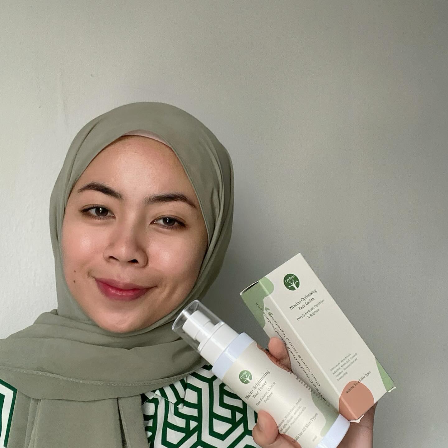 Discovering the magic of locally made skincare from onetree.my ðŸŒ¸ðŸƒ 

On Dec 2023, my skin had a