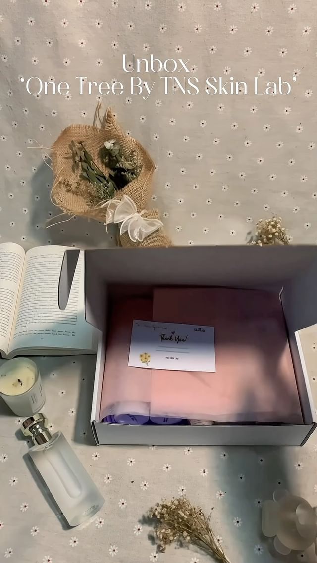 Unboxing my new tnsskinlab one tree Niacin+ rangeâ˜˜ï¸ðŸƒBesides truly signifies the source of all