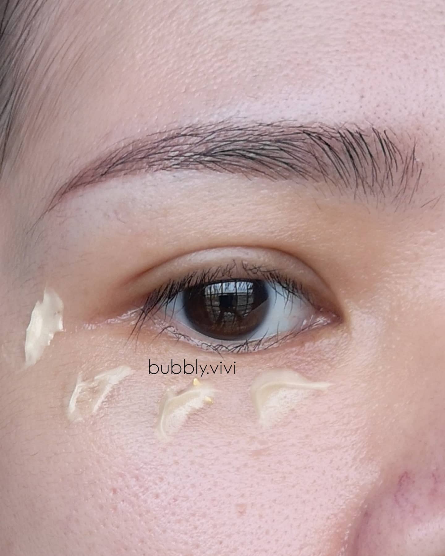[REVIEW] Antipodes Kiwi Seed Gold Luminous Eye Cream 30 ml
.
ðŸ¥ 
With the New Zealand kiwi fruit o