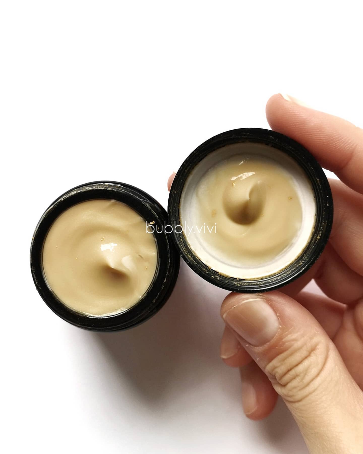 [REVIEW] Antipodes Kiwi Seed Gold Luminous Eye Cream 30 ml
.
ðŸ¥ 
With the New Zealand kiwi fruit o