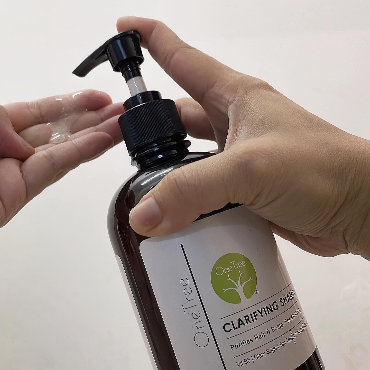 Discovering the ultimate hair and scalp hero: One Tree Clarifying Shampoo! It is designed to deeply 