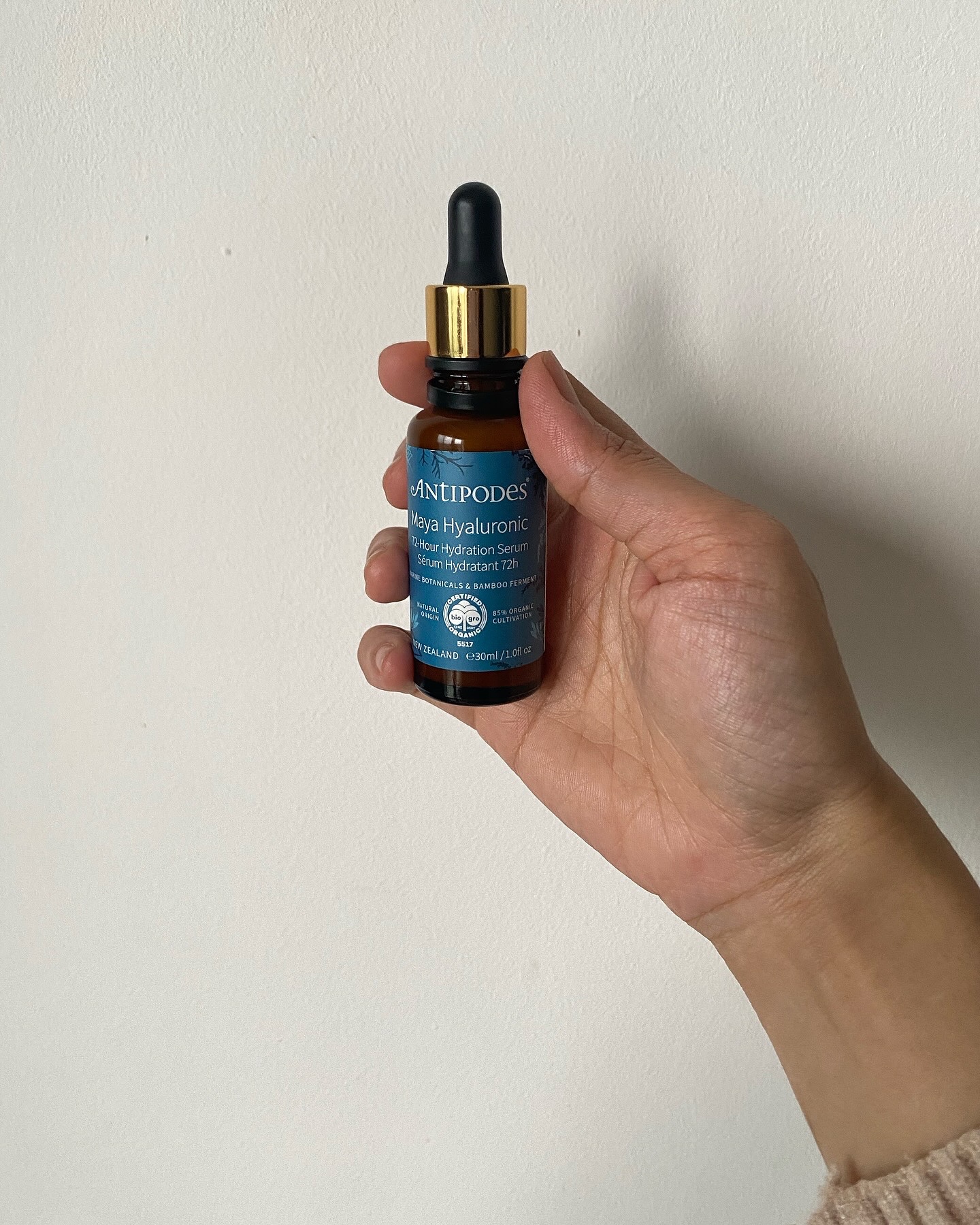 ðŸŒ¿âœ¨ Hydration game strong with Antipodes Maya Hyaluronic 72-Hour Hydration Serum! Packed with ma