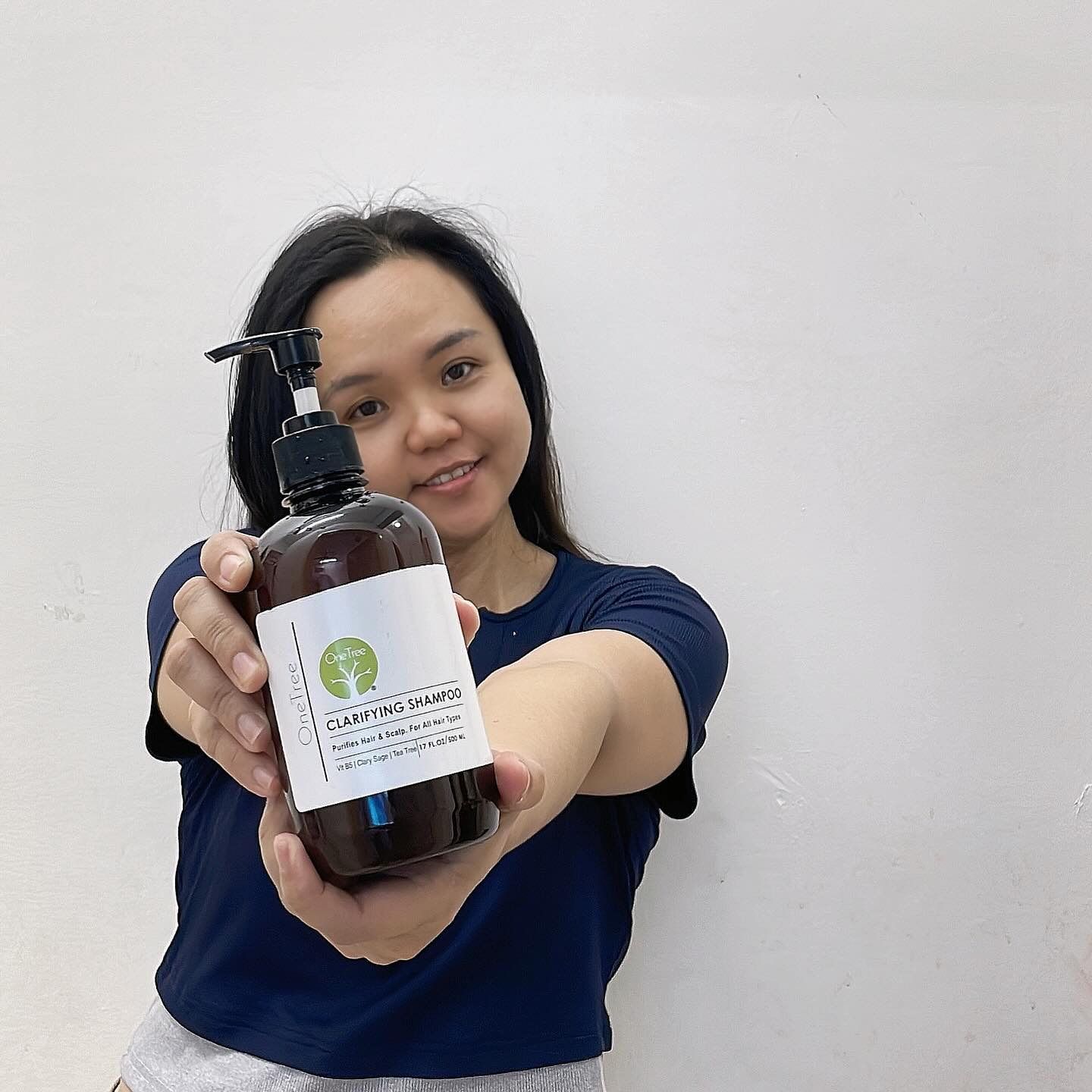 Discovering the ultimate hair and scalp hero: One Tree Clarifying Shampoo! It is designed to deeply 
