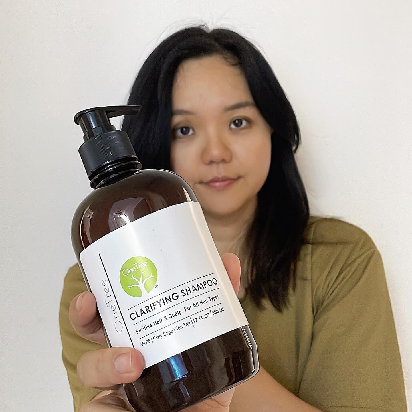 Discovering the ultimate hair and scalp hero: One Tree Clarifying Shampoo! It is designed to deeply 